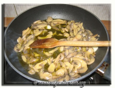 tagliatelle_funghi_1 tagliatelle_funghi_1